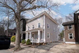 Building Photo - 77 Edwards St