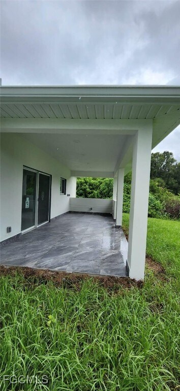 Foto del edificio - 128 Bell Blvd