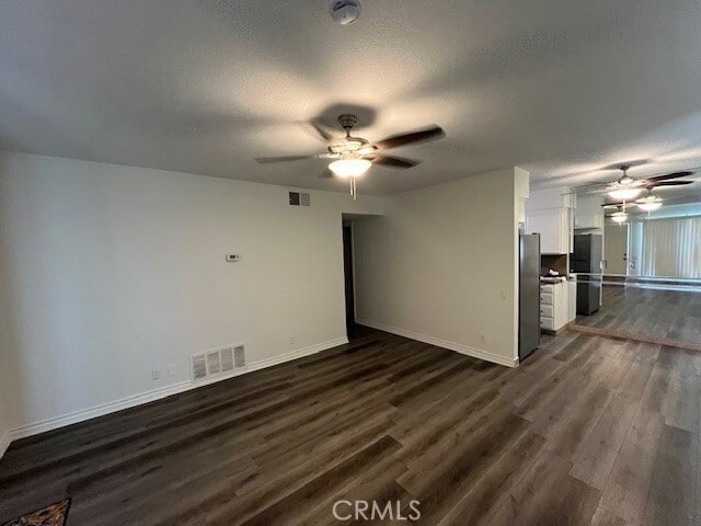 Building Photo - 45313 Sunset Ln