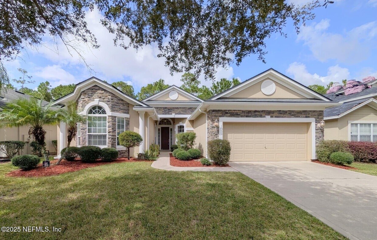 Foto principal - 5871 Brush Hollow Rd