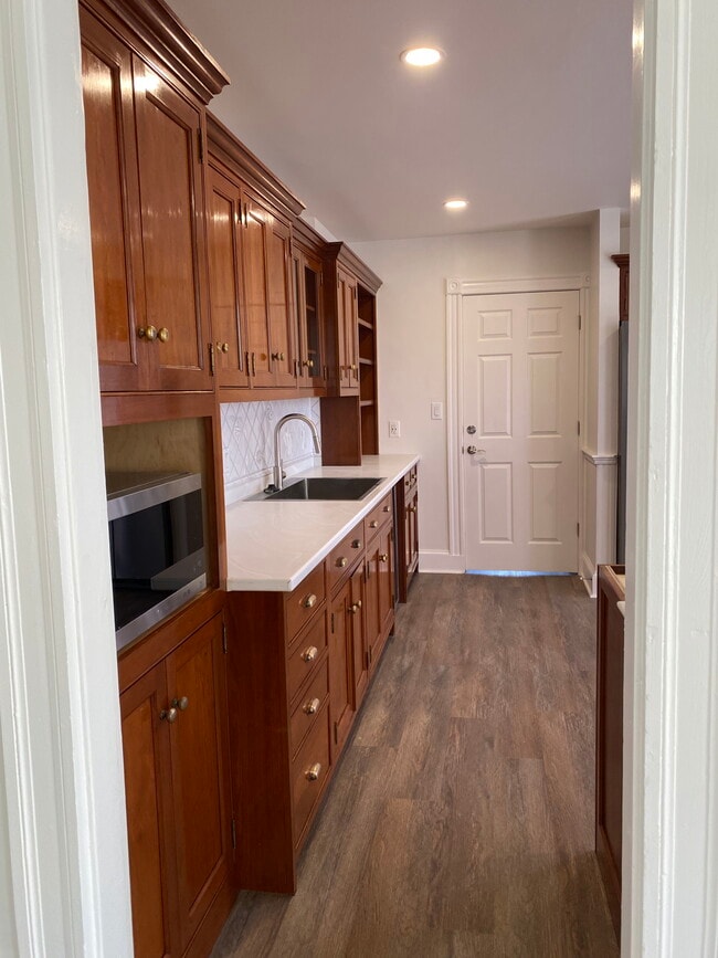 Beautiful kitchen - 162 Circuit Rd