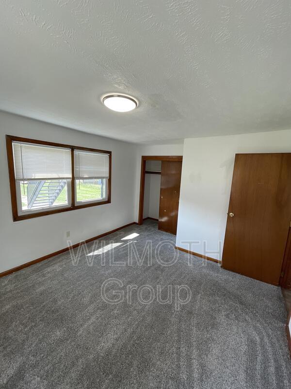 303 Canby Ave, Crawfordsville, IN 47933 Condo for Rent in