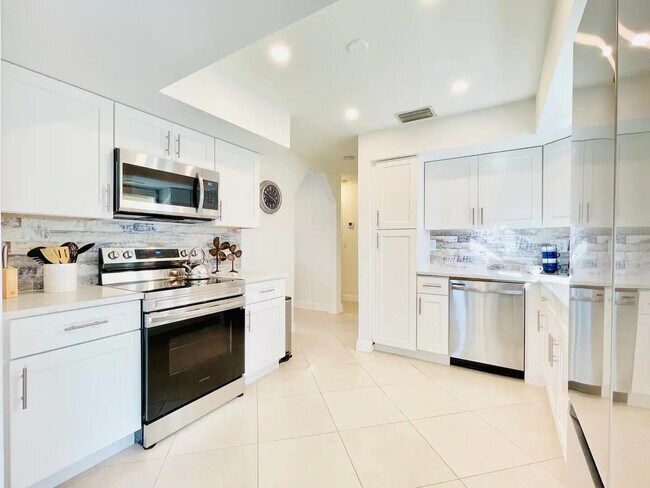 Foto del edificio - 3232 NE 5th St