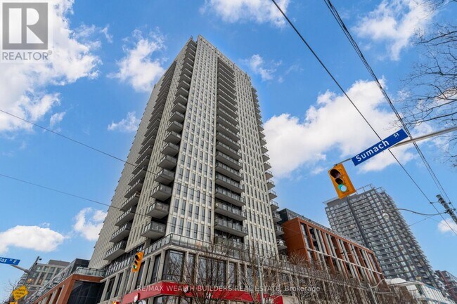 Photo du bâtiment - 170 Sumach St