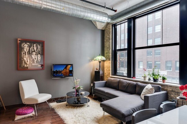 Foto del edificio - 618 N Washington Ave