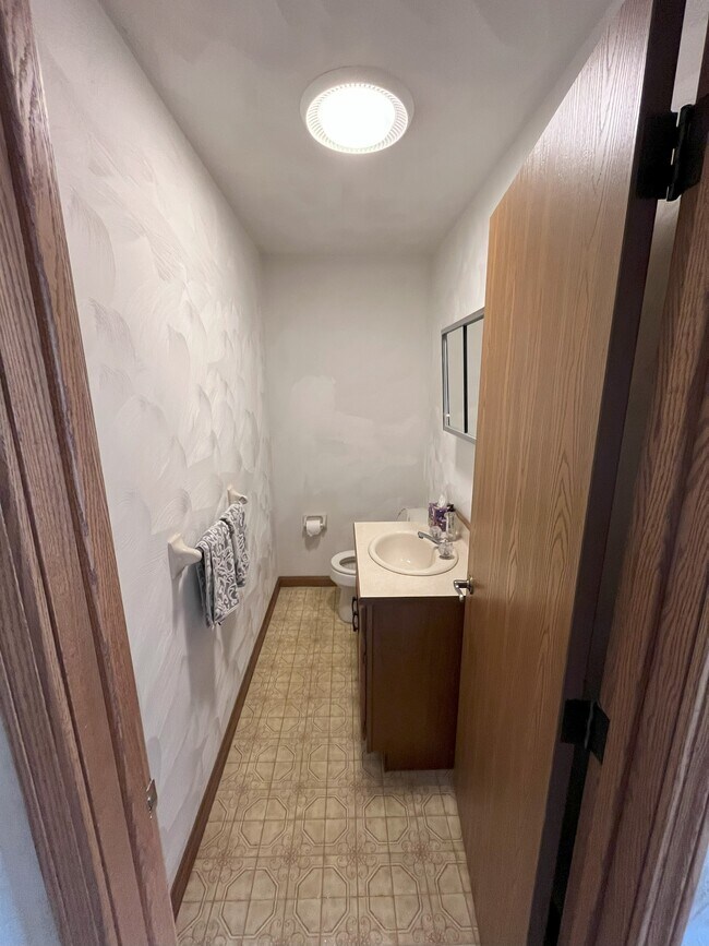 Foto del edificio - 1615 W 45th St