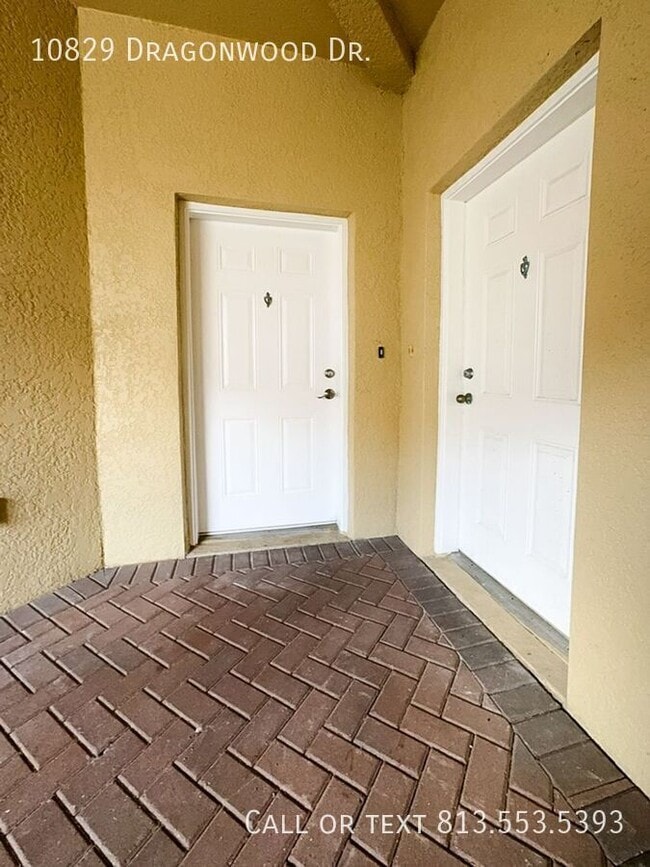 Building Photo - 10829 Dragonwood Dr