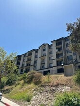 Building Photo - 3980 Faircross Pl