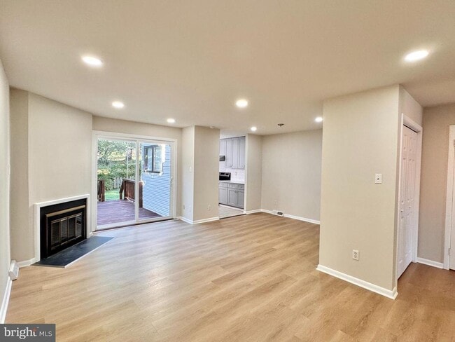 Foto del edificio - 4800 Sugar Plum Ct