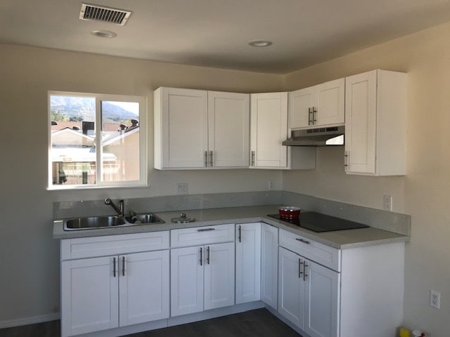 Kitchen - 10540 Tinker Ave