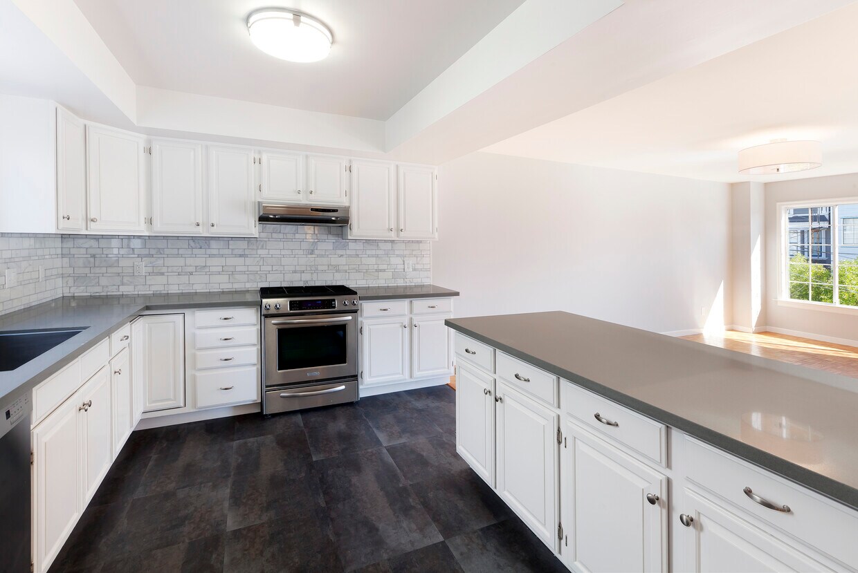 Foto principal - 539 34th Ave