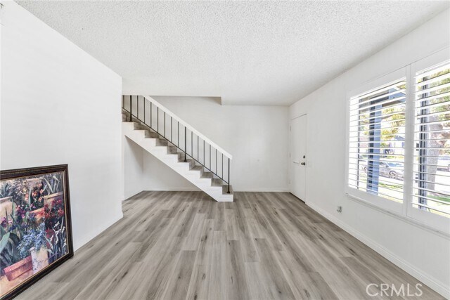 Foto del edificio - 802 Silver Fir Rd