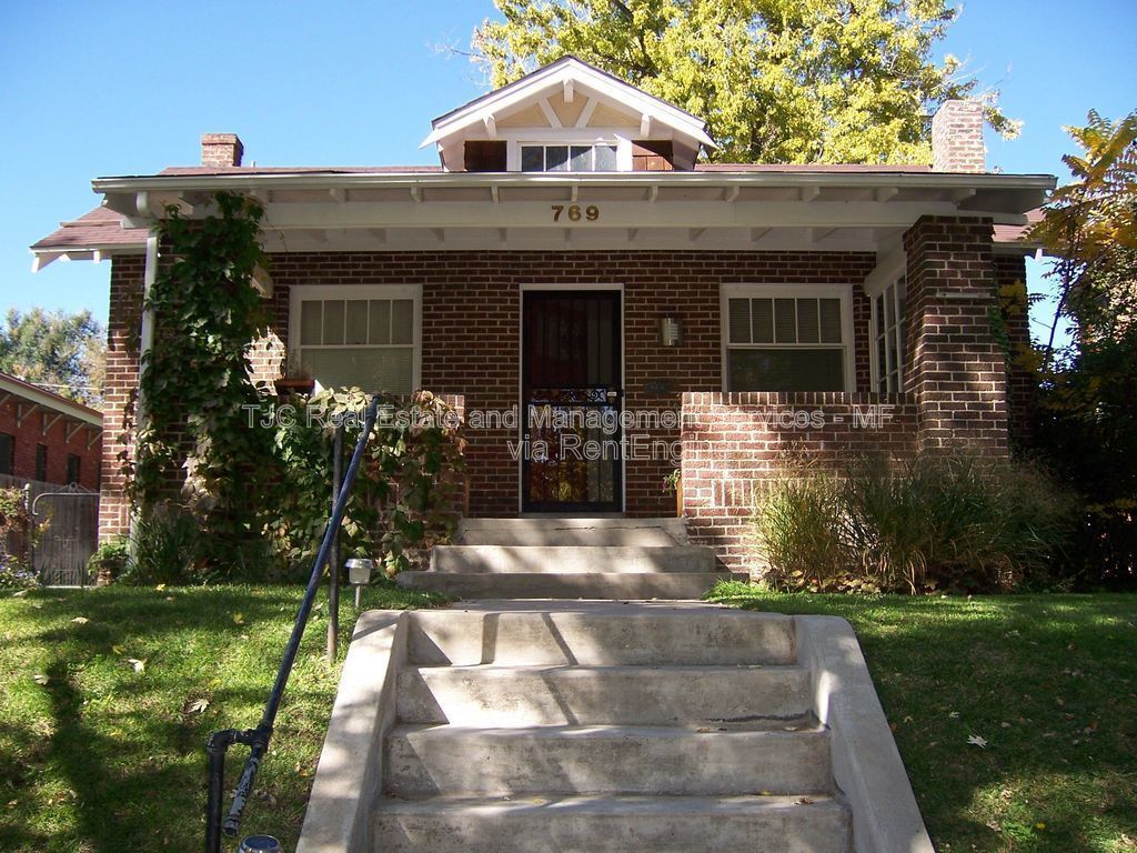 Photo - 769 Monroe St
