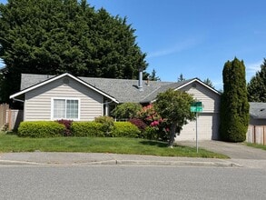 Building Photo - 1201 58th Pl SW