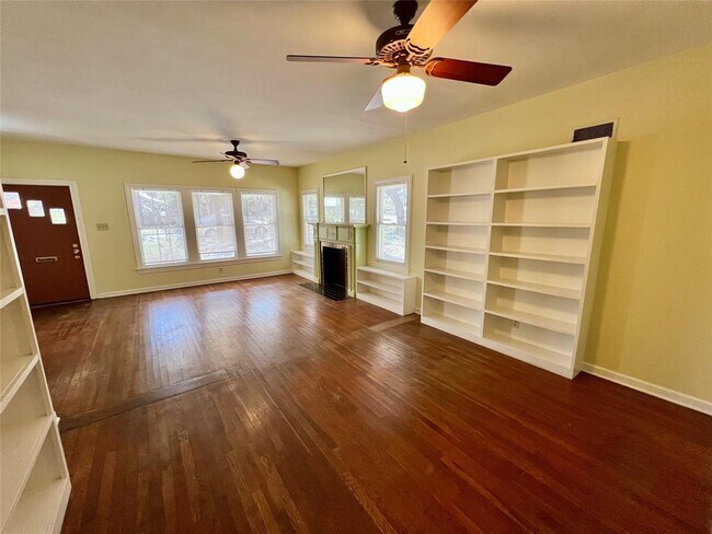 Foto del edificio - 302 Park Ln