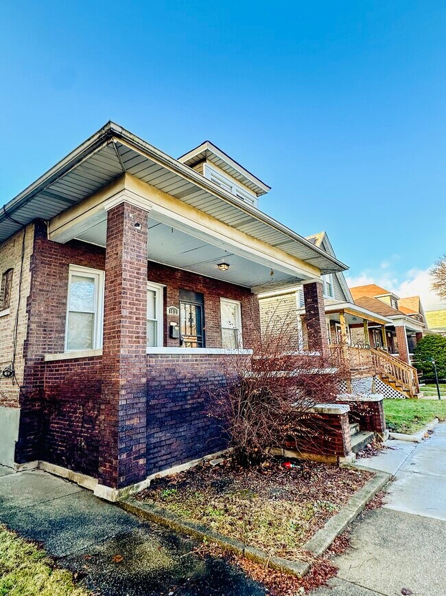 Foto del edificio - 7532 S Vernon Ave