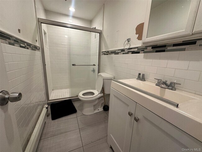 Foto del edificio - 8 Lafayette St