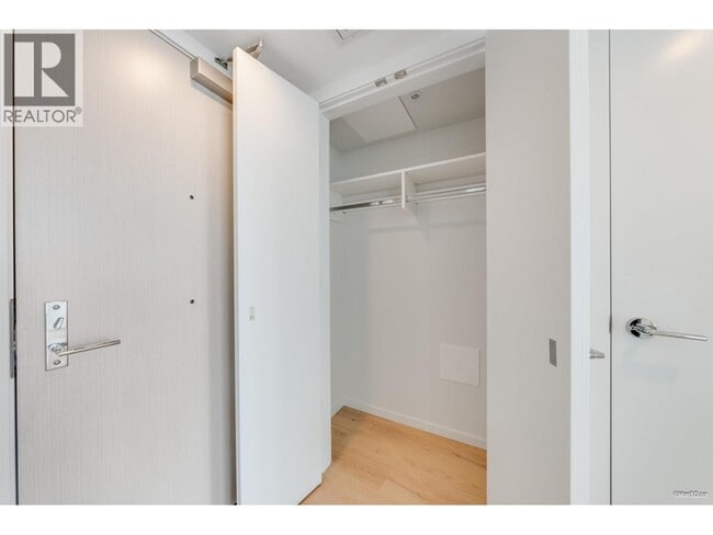 Building Photo - 5189 Earles St