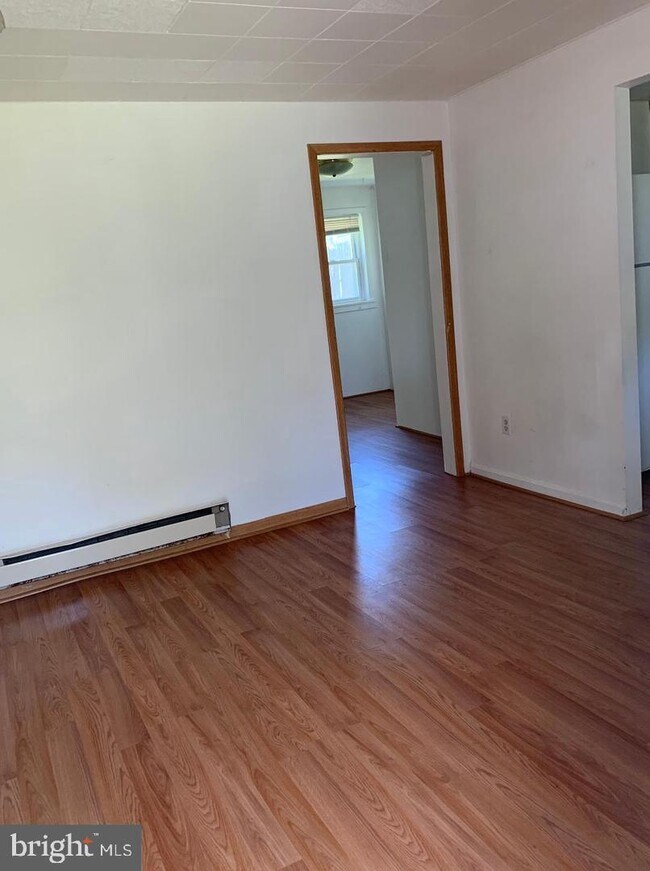 Foto del edificio - 422 Wampler Rd