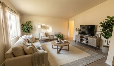 Building Photo - 2243 48th Ave