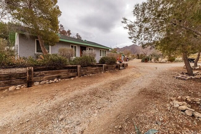 side view - 6969 Mesquite Springs Rd