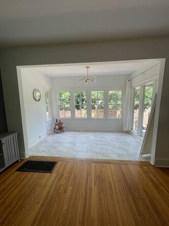 Foto del edificio - Cozy 3 bedroom 1.5 bathroom house