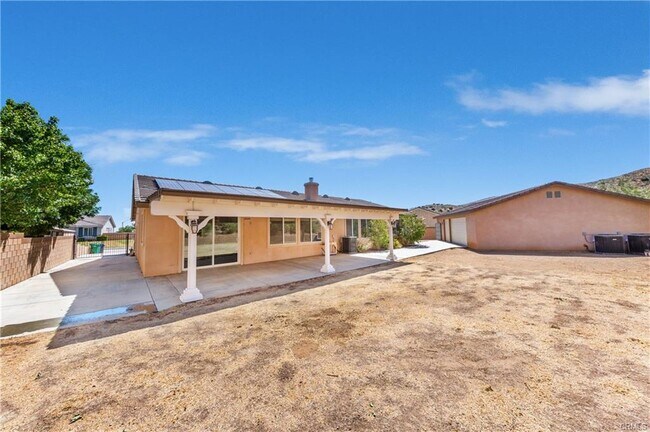 Foto del edificio - 40413 Tiger Way