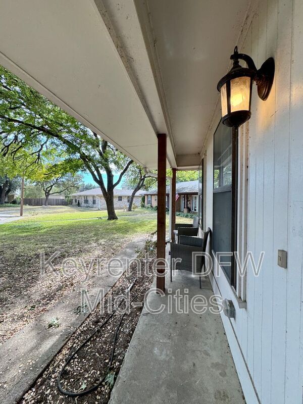 Foto del edificio - 13411 Charcoal Ln