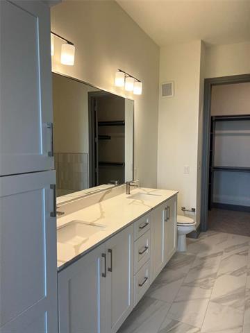 Foto del edificio - 2700 Old Denton Rd