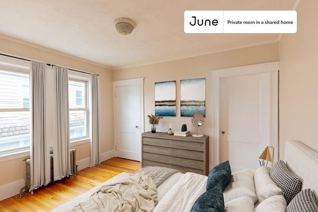 Building Photo - Room in Shared 5 bed/2 bath home