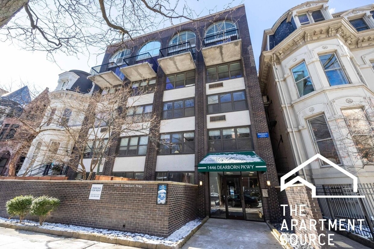 Photo - 1446 N Dearborn Pkwy (Chicago, IL)