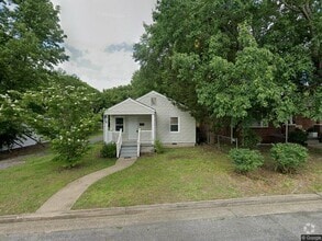 Building Photo - 411 Beech St