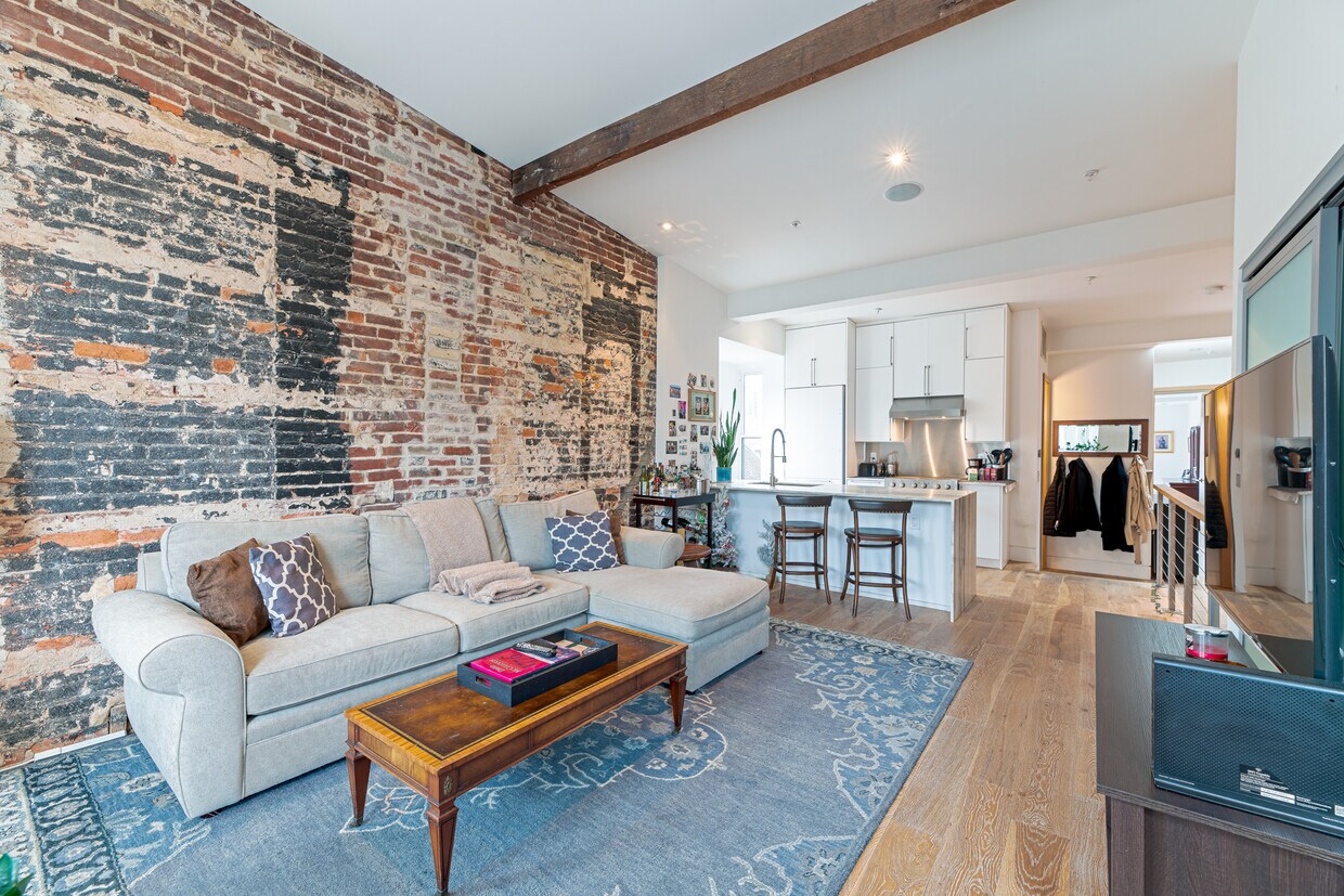 Foto principal - 1713 15th St NW