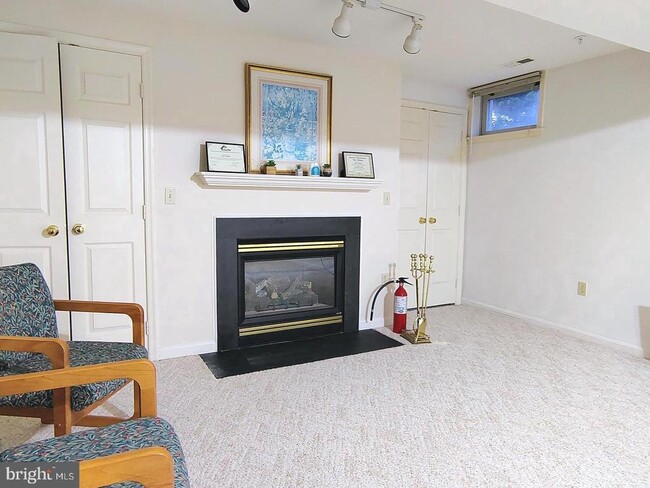 Foto del edificio - 2505 Waterside Dr