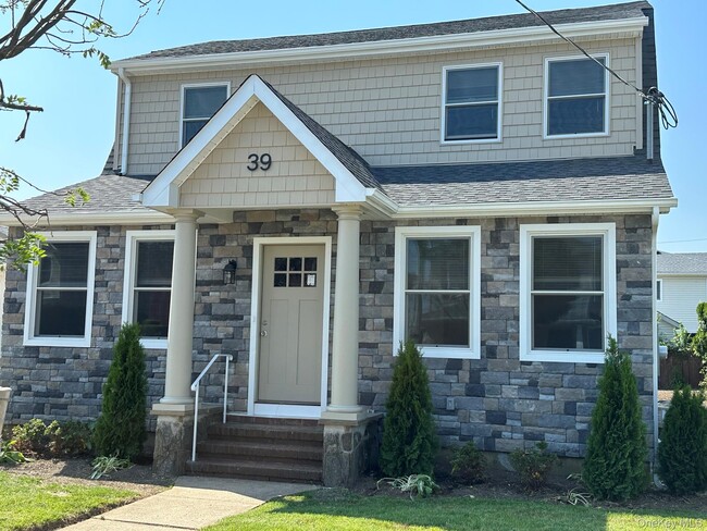 Building Photo - 39 Fairfield Ave