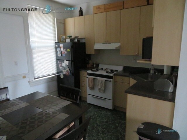 Foto del edificio - 1311 N Bosworth Ave