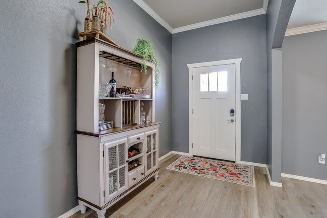 Building Photo - Stunning & Spacious Three Bedroom Home in Frenship School District!