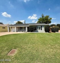 Building Photo - 3822 E Monterosa St