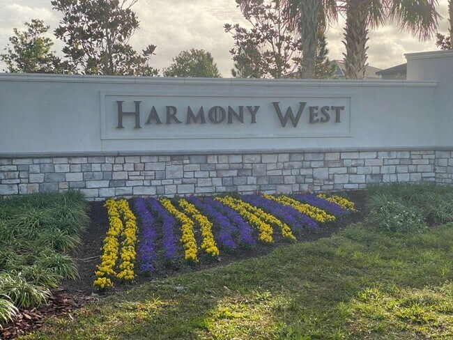 Foto del edificio - 3 Bedroom 2.5 Bath Townhouse in Harmony West for RENT!