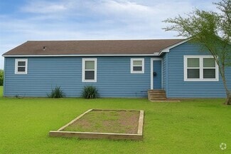 Building Photo - 504 Bonham St