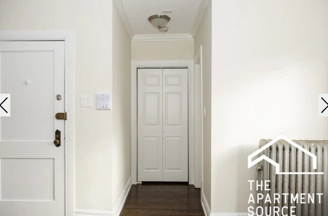 Foto del edificio - 1056 W Lill Ave