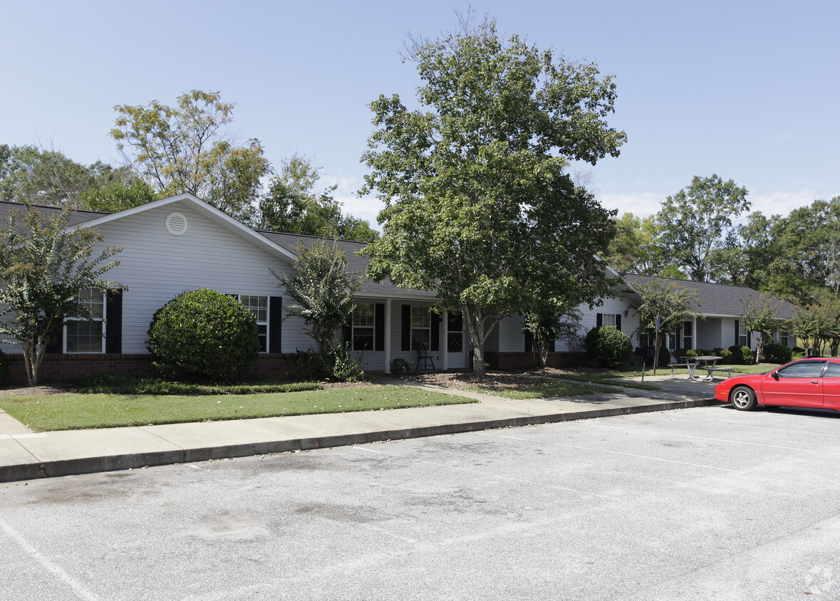 Primary Photo - New Briarwood Village Apartments