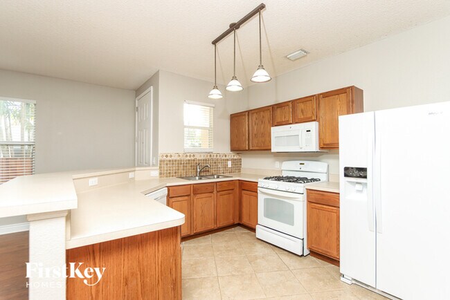 Building Photo - 946 Riviera Point Dr