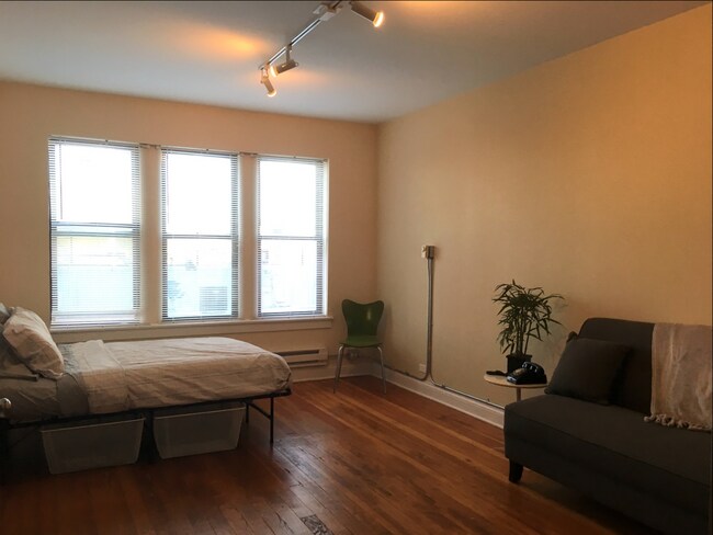 Espacio de estudio - 339 Howard St