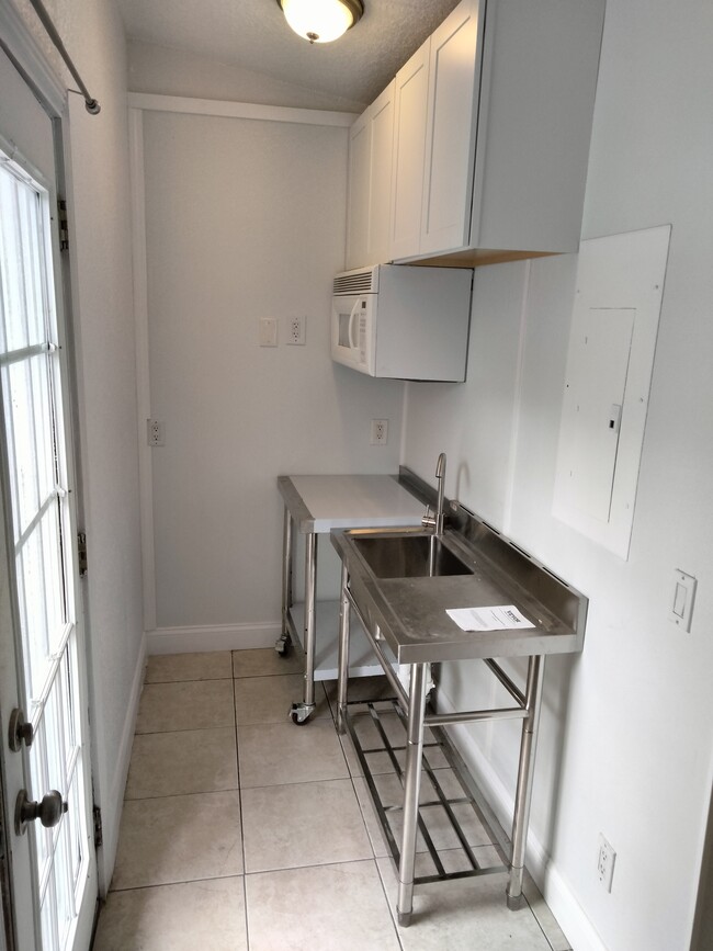 NEW KITCHENETTE - 477 2nd St S