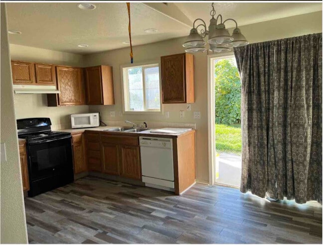 Foto del edificio - 11555 W Crested Butte Ave