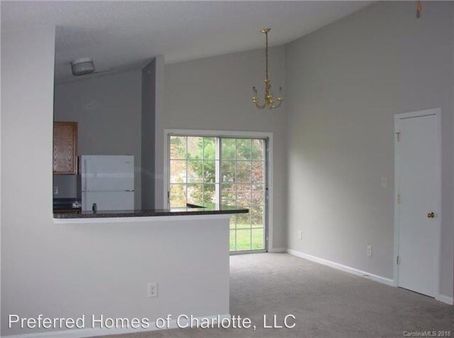 Building Photo - 3 br, 2 bath House - 3618 Kiley Lane