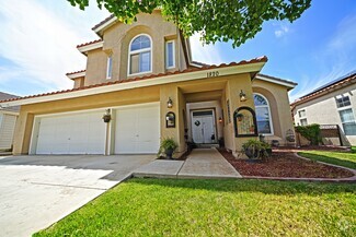 Building Photo - 1820 Dawnridge Ct