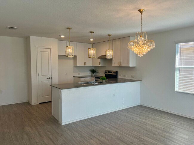 Foto del edificio - 13523 Turnesa Ter