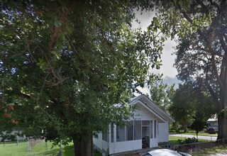 Building Photo - 2407 3rd Ave
